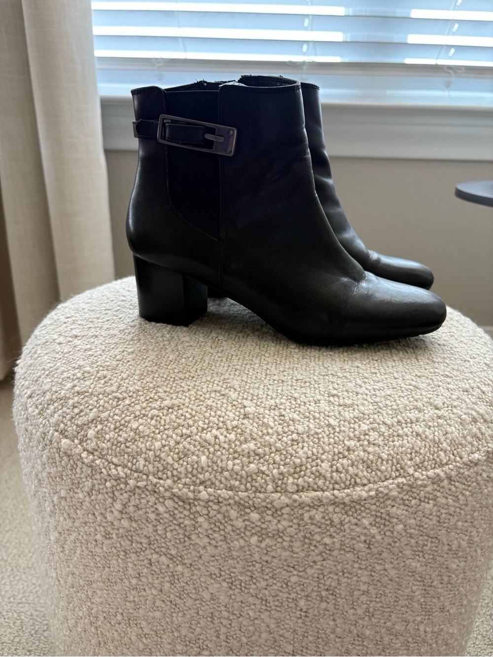 Bandolino Black Leather Block Heel Ankle Boots